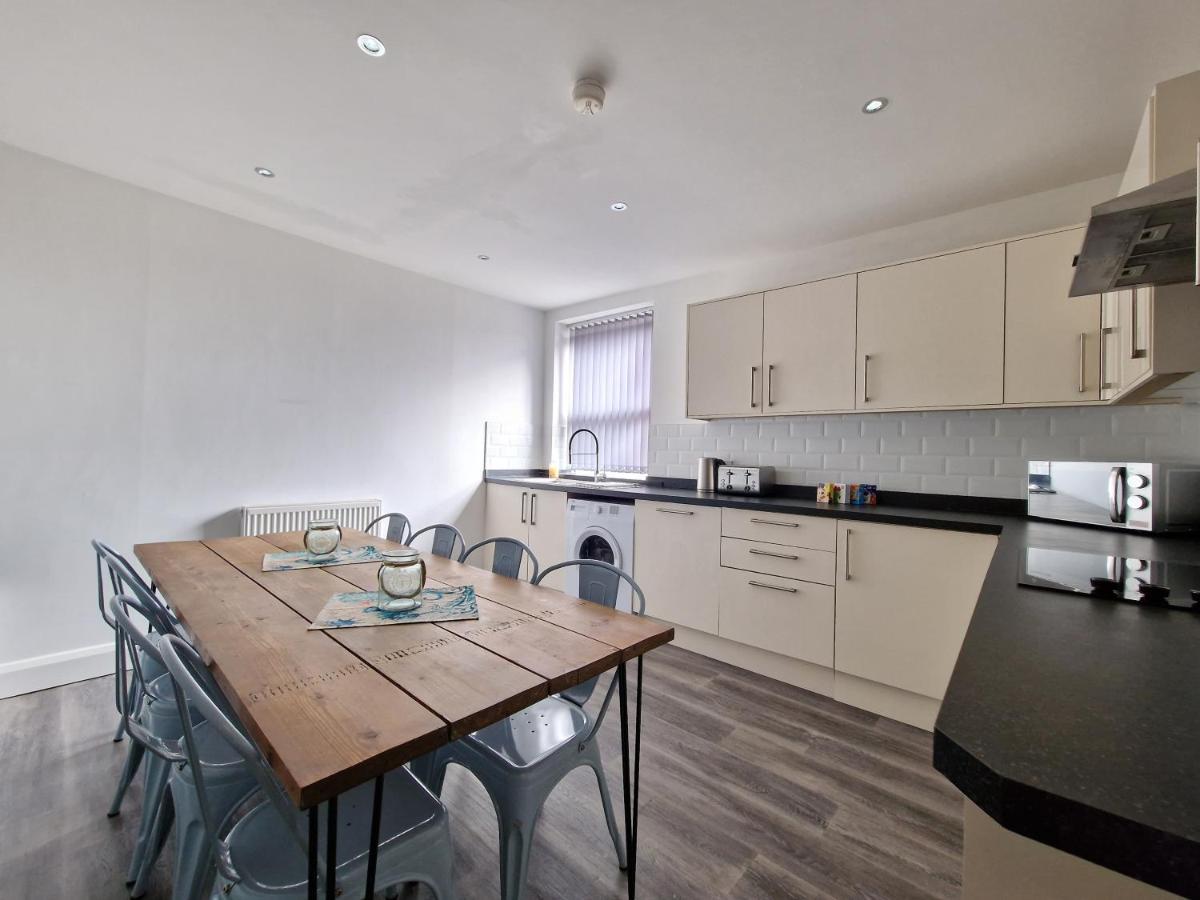 Dysa Promenade Apartments Μπλάκπουλ Εξωτερικό φωτογραφία